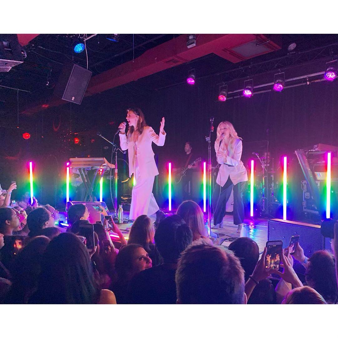 Credits to @.allymaezing from Instagram
