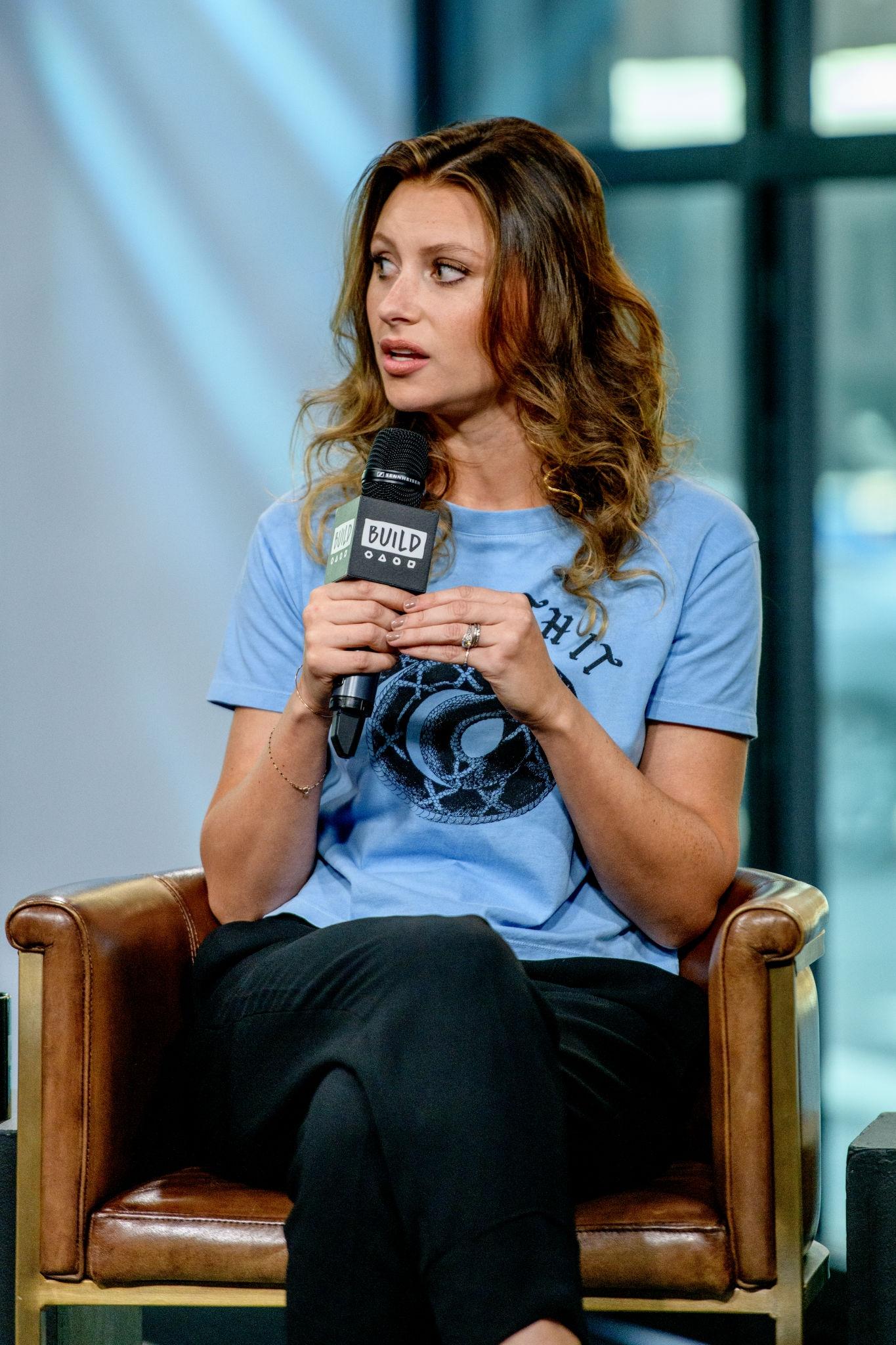 Thanks to aly-michalka.org for this photo
