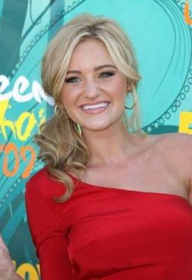 AJ_Michalka_2861129.jpg