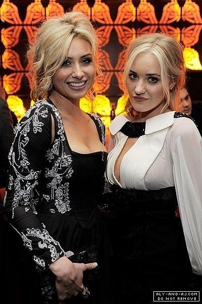 Aly___AJ_Michalka_28118729.jpg