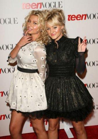 Aly___AJ_Michalka_2840129.jpg