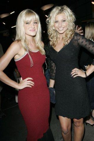 Aly___AJ_Michalka_2844929.jpg