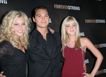 Aly___AJ_Michalka_2845929.jpg