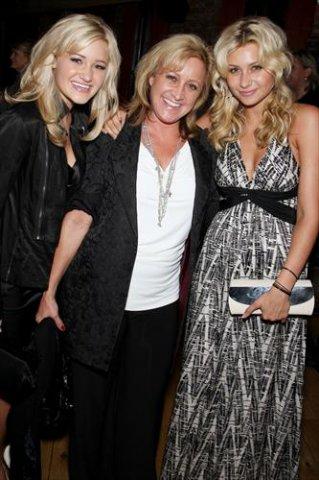 Aly___AJ_Michalka_2862429.jpg