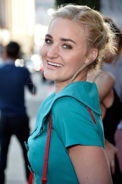 Amanda2BMichalka2BAFI2BSony2BPicture2BClassics2Bnmbwp5Ka28229.jpg
