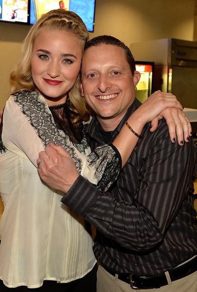 Amanda2BMichalka2BGRACE2BUNPLUGGED2BVIP2BScreening2BMNO-ZRi7r5Rl.jpg