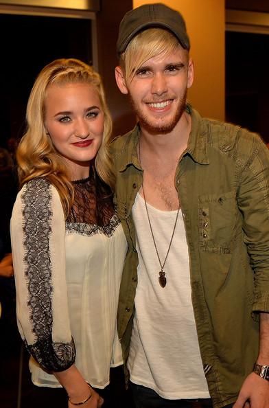 Amanda2BMichalka2BGRACE2BUNPLUGGED2BVIP2BScreening2BtPk8fVyVlvXl.jpg