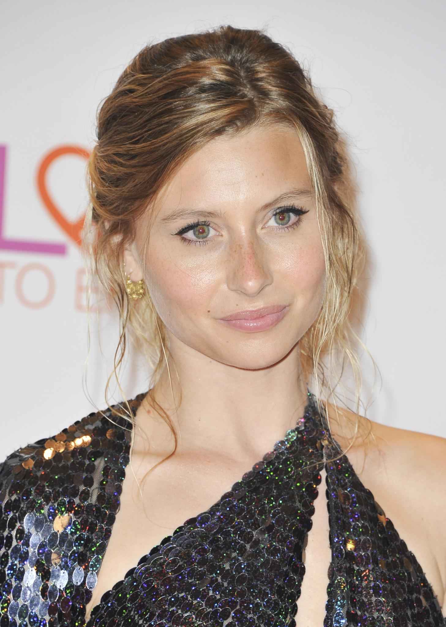 PicturePub_Aly_Michalka_010.jpg